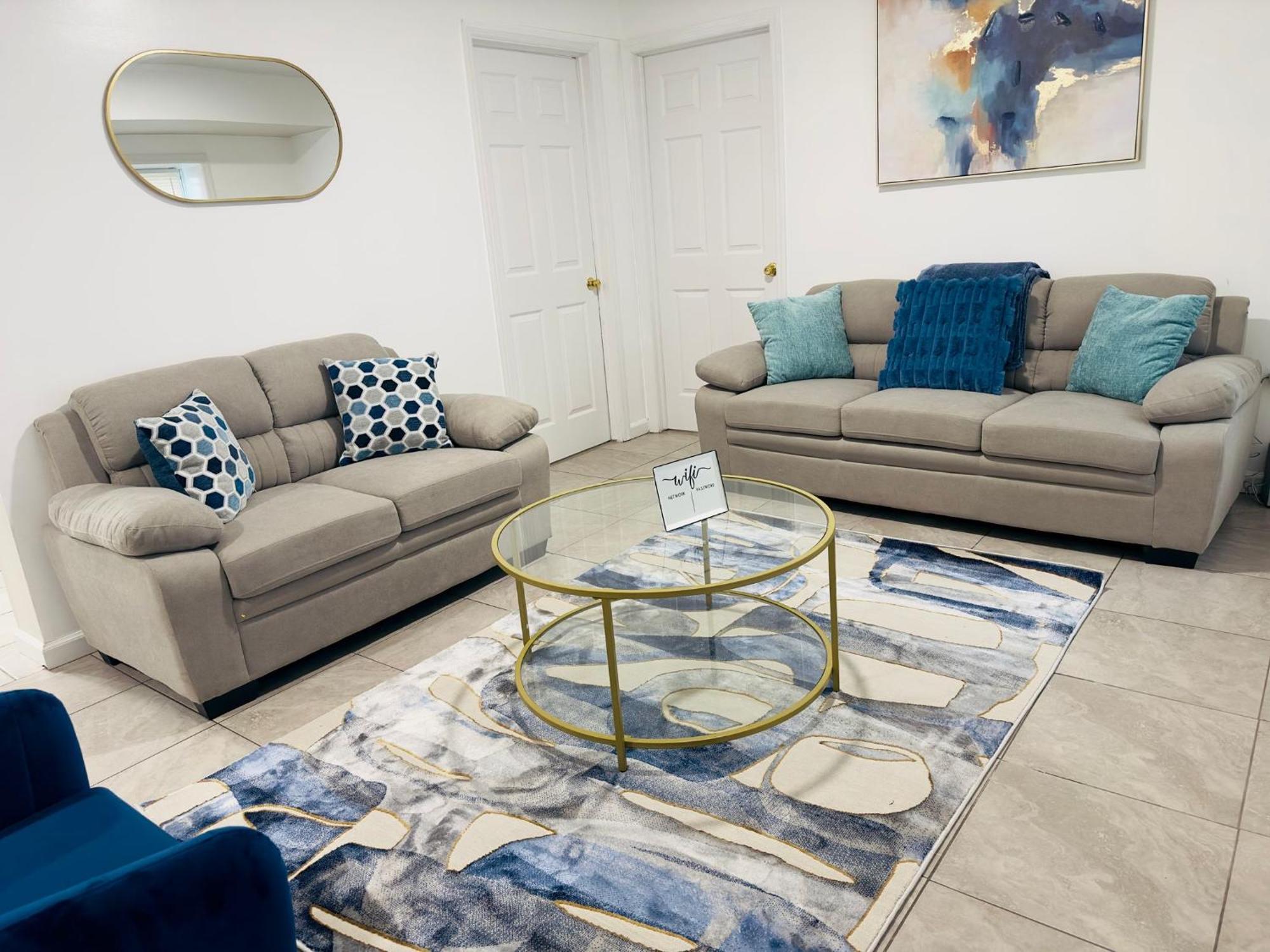 Cosy Bedroom 6 Minutes To Ewr Prudential Hotels Pen Station ニューアーク エクステリア 写真